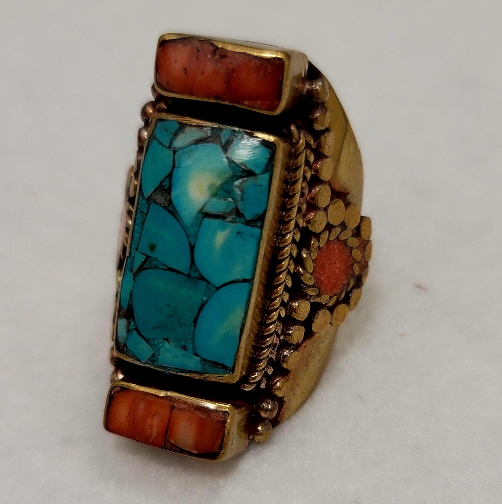 Crushed Coral & Turquoise Inlay Brass Ring - Handmade In Nepal -Vintage, Artisan - Picture 6 of 11